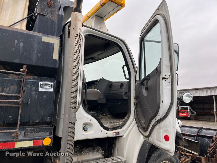 image for item MN9367 2012 Freightliner Business Class M2  dump truck