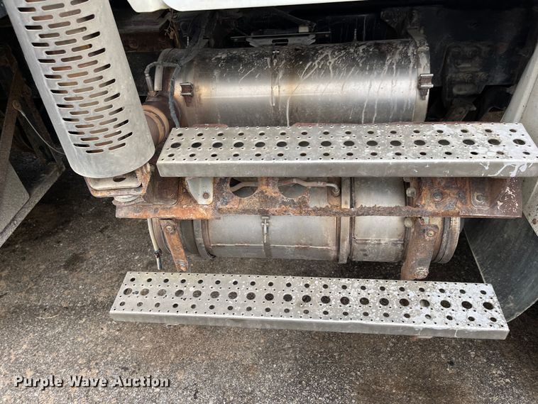 image for item MN9367 2012 Freightliner Business Class M2  dump truck