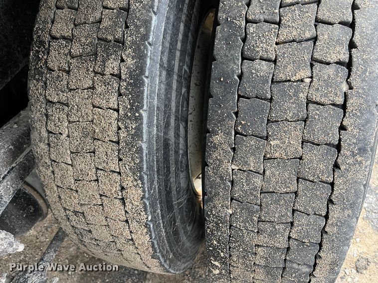 image for item MN9367 2012 Freightliner Business Class M2  dump truck