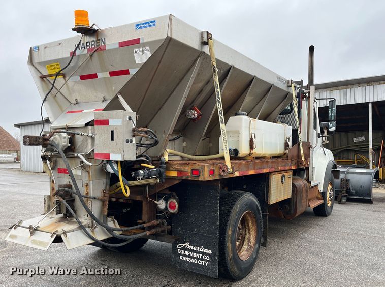 image for item MN9368 2011 Freightliner Business Class M2  flatbed truck