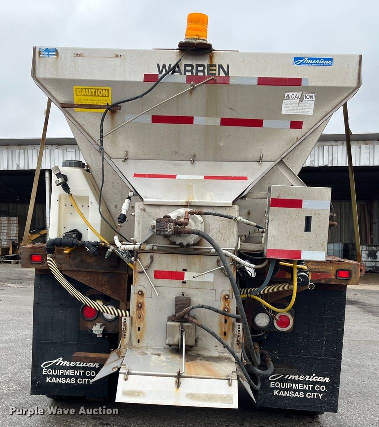 image for item MN9368 2011 Freightliner Business Class M2  flatbed truck