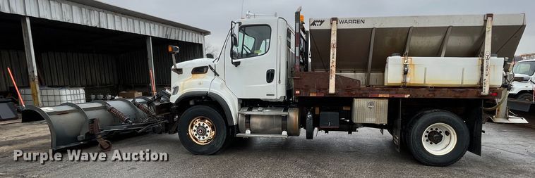 image for item MN9368 2011 Freightliner Business Class M2  flatbed truck