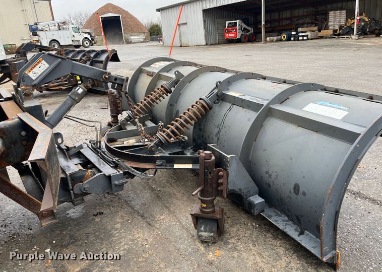 image for item MN9368 2011 Freightliner Business Class M2  flatbed truck