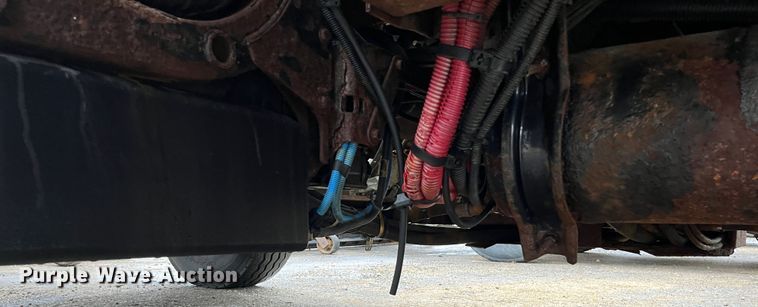 image for item MN9368 2011 Freightliner Business Class M2  flatbed truck