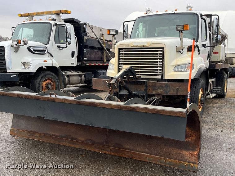 image for item MN9370 2012 Freightliner Business Class M2  flatbed truck