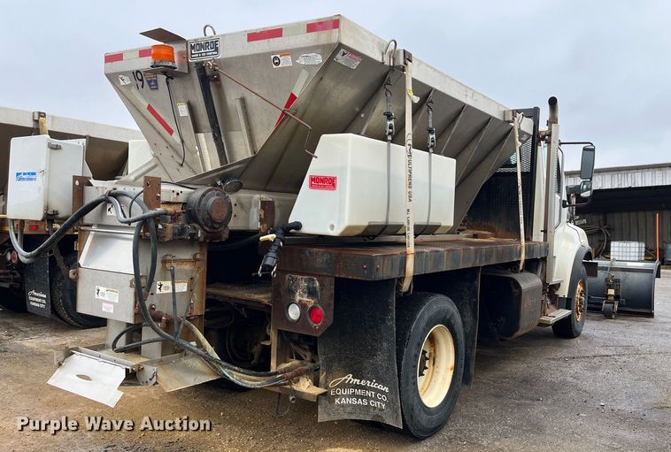 image for item MN9370 2012 Freightliner Business Class M2  flatbed truck