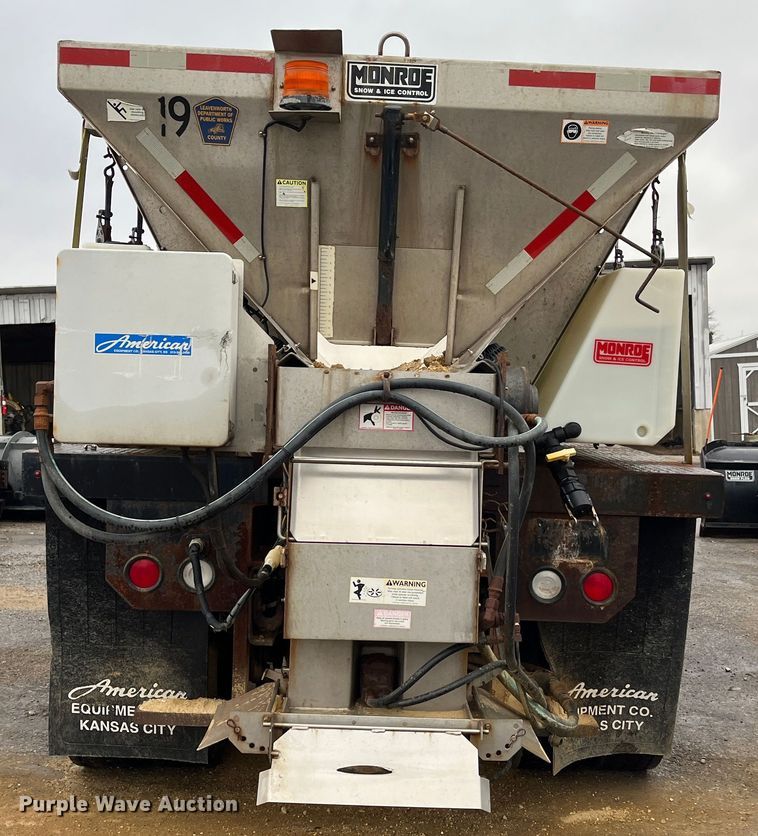 image for item MN9370 2012 Freightliner Business Class M2  flatbed truck