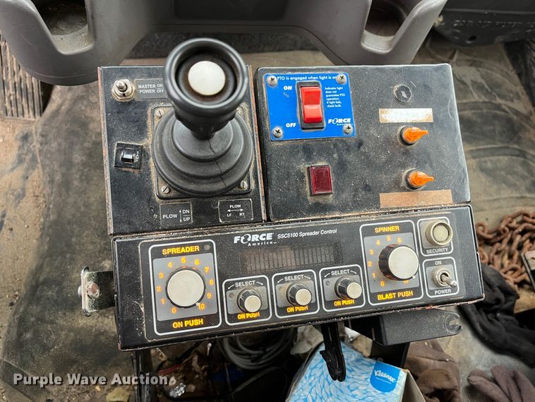 image for item MN9370 2012 Freightliner Business Class M2  flatbed truck