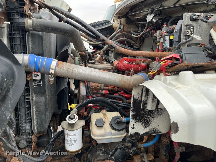 image for item MN9370 2012 Freightliner Business Class M2  flatbed truck