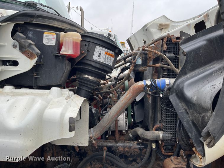 image for item MN9370 2012 Freightliner Business Class M2  flatbed truck