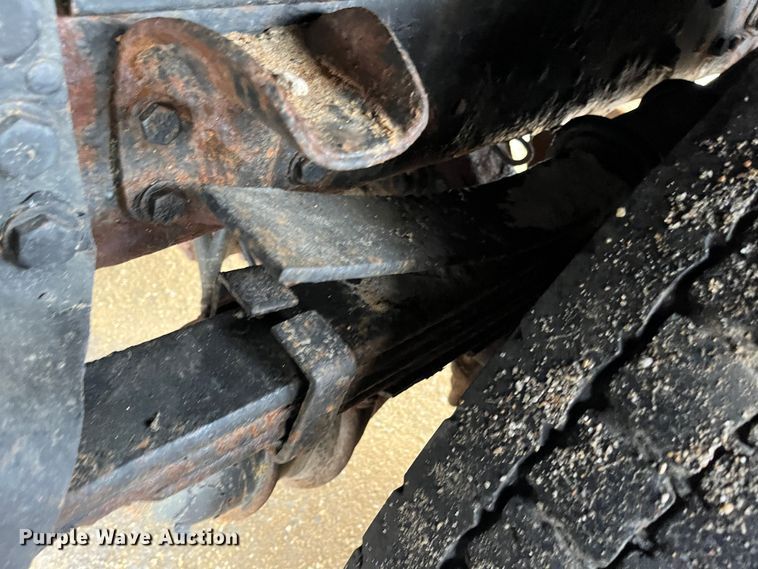 image for item MN9370 2012 Freightliner Business Class M2  flatbed truck