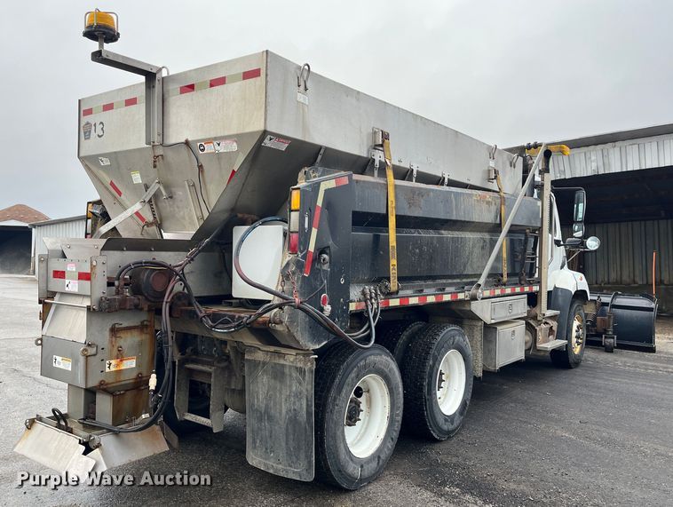 image for item MN9371 2013 Freightliner 108SD  dump truck