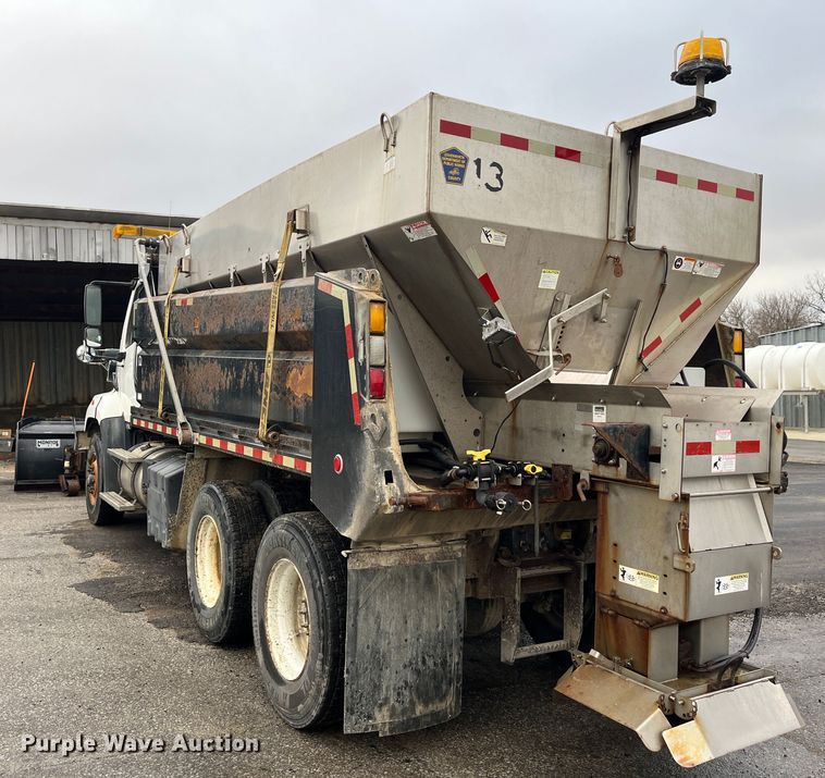 image for item MN9371 2013 Freightliner 108SD  dump truck