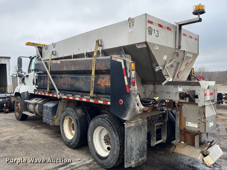 image for item MN9371 2013 Freightliner 108SD  dump truck