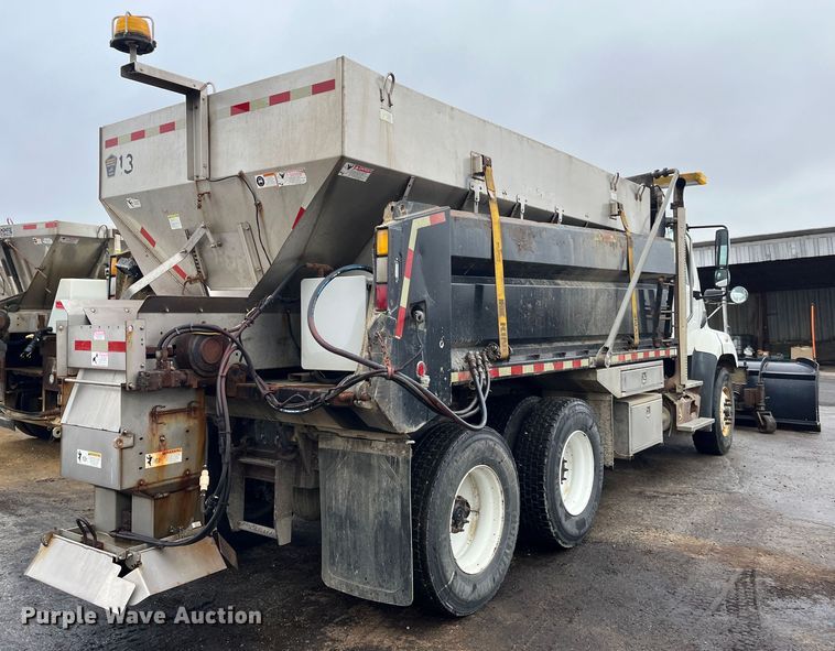 image for item MN9371 2013 Freightliner 108SD  dump truck