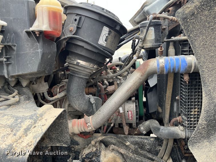 image for item MN9371 2013 Freightliner 108SD  dump truck