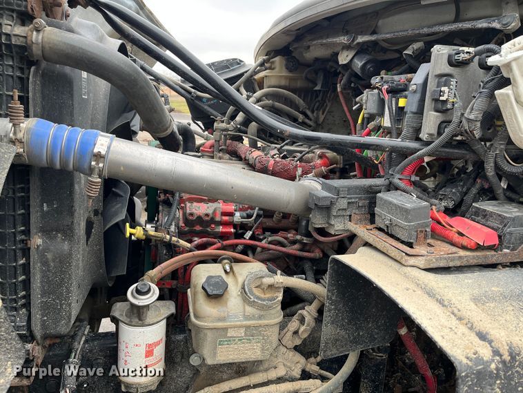 image for item MN9371 2013 Freightliner 108SD  dump truck