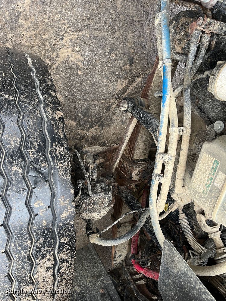 image for item MN9371 2013 Freightliner 108SD  dump truck