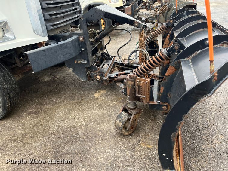 image for item MN9371 2013 Freightliner 108SD  dump truck