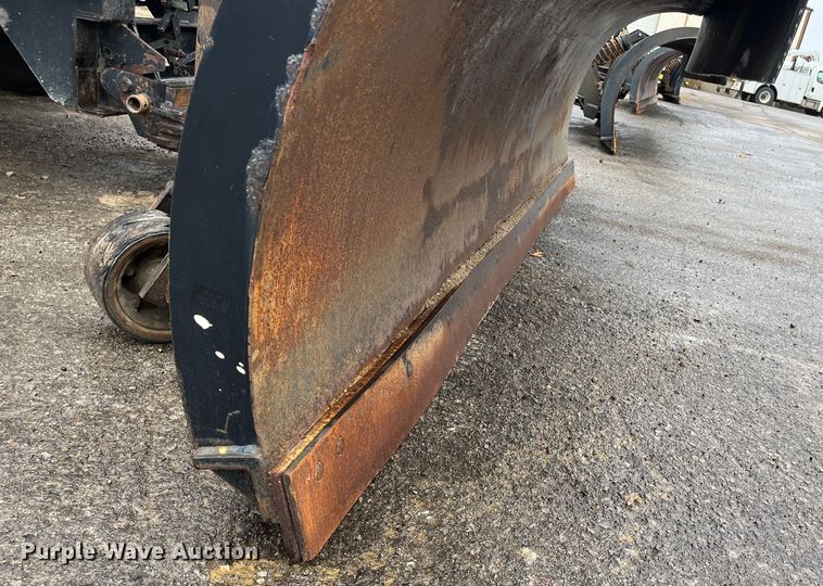 image for item MN9371 2013 Freightliner 108SD  dump truck