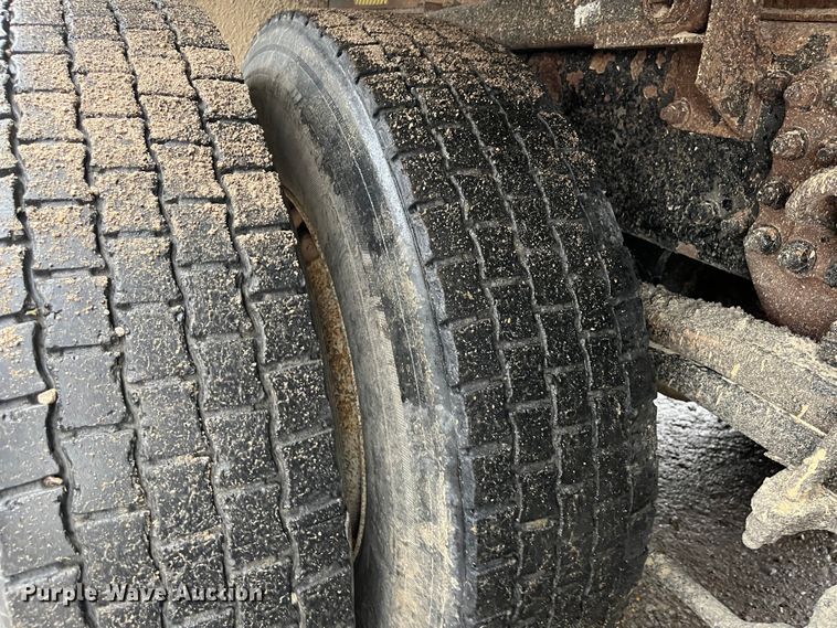 image for item MN9371 2013 Freightliner 108SD  dump truck