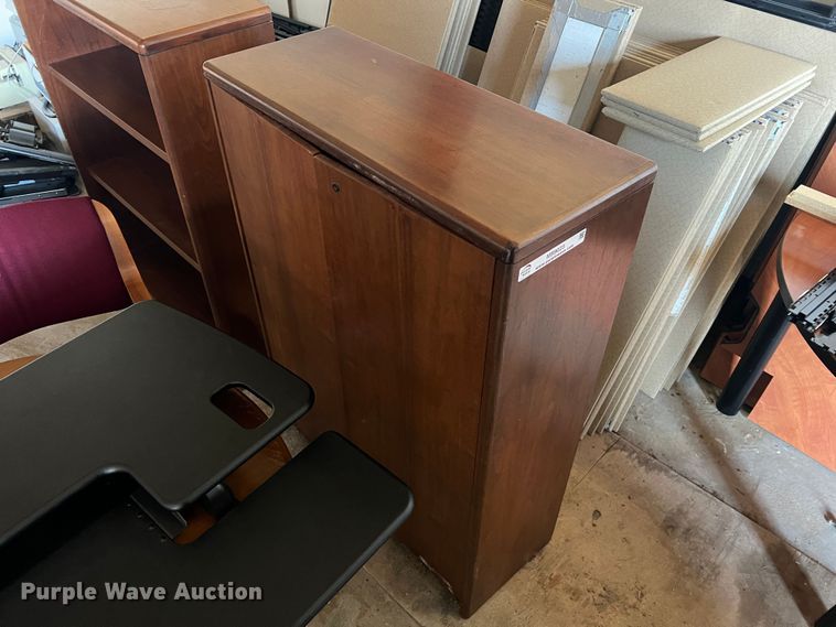 image for item MS9023 Office furniture