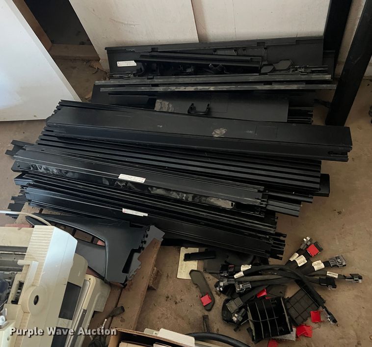 image for item MS9023 Office furniture