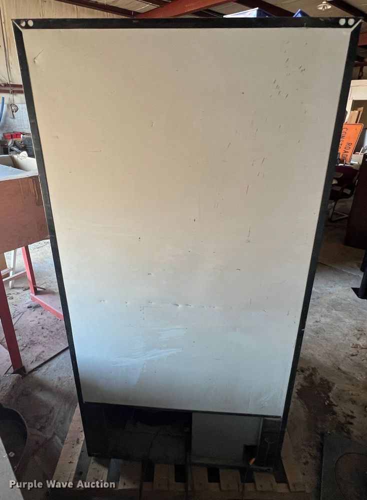 image for item MS9030 Dixie-Narco DNCB522MC7300-6  vending machine