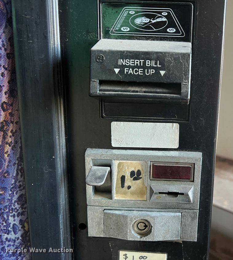 image for item MS9030 Dixie-Narco DNCB522MC7300-6  vending machine