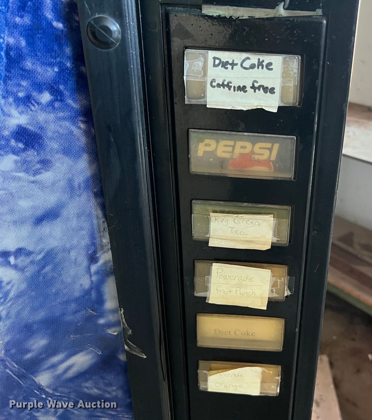 image for item MS9030 Dixie-Narco DNCB522MC7300-6  vending machine