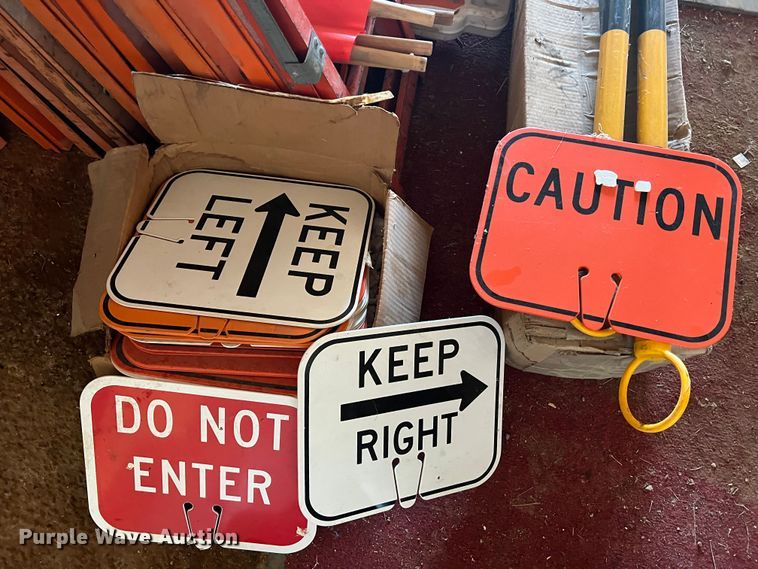 image for item MS9032 Construction traffic signs