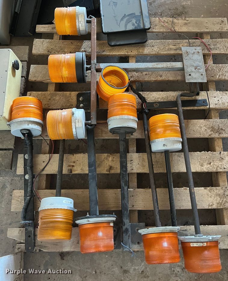 image for item MS9032 Construction traffic signs