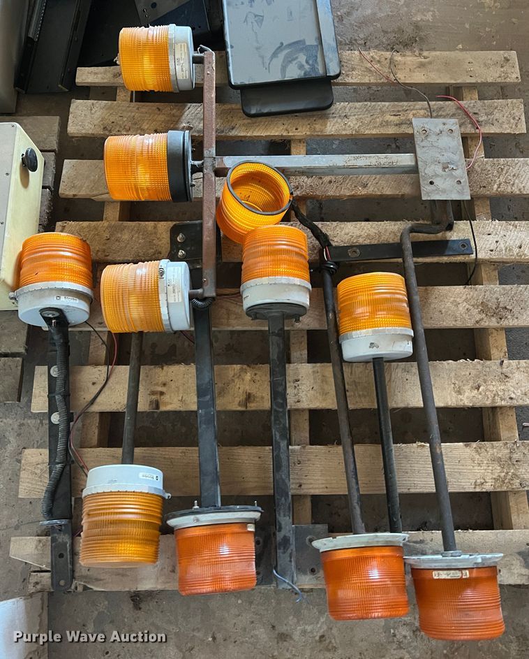 image for item MS9032 Construction traffic signs