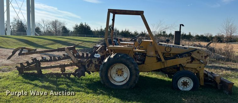 image for item MS9033 Davis Road Run'r  trencher