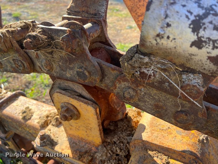 image for item MS9033 Davis Road Run'r  trencher