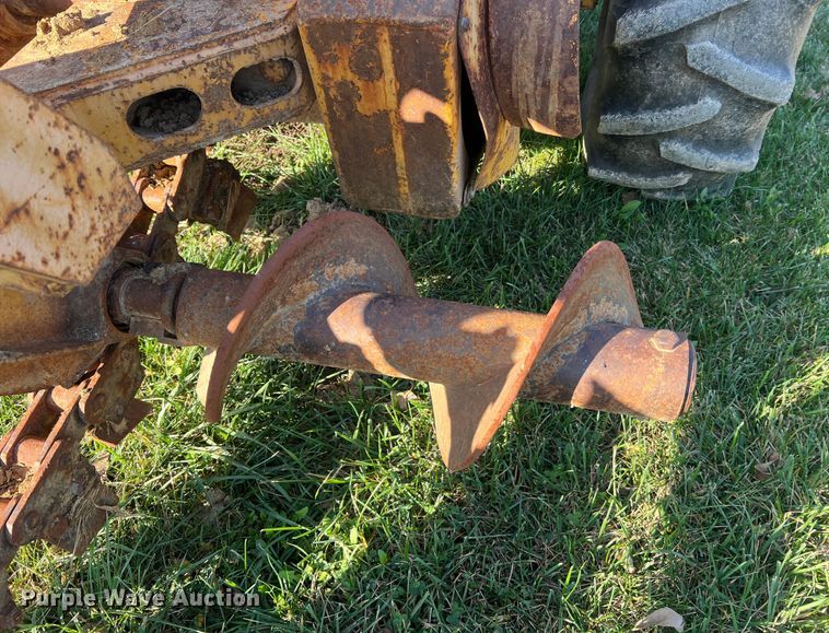 image for item MS9033 Davis Road Run'r  trencher