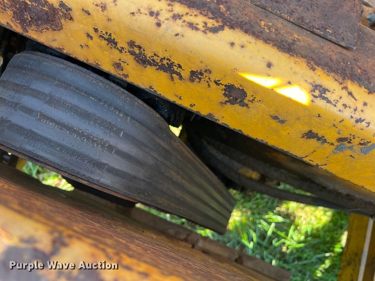 image for item MS9033 Davis Road Run'r  trencher