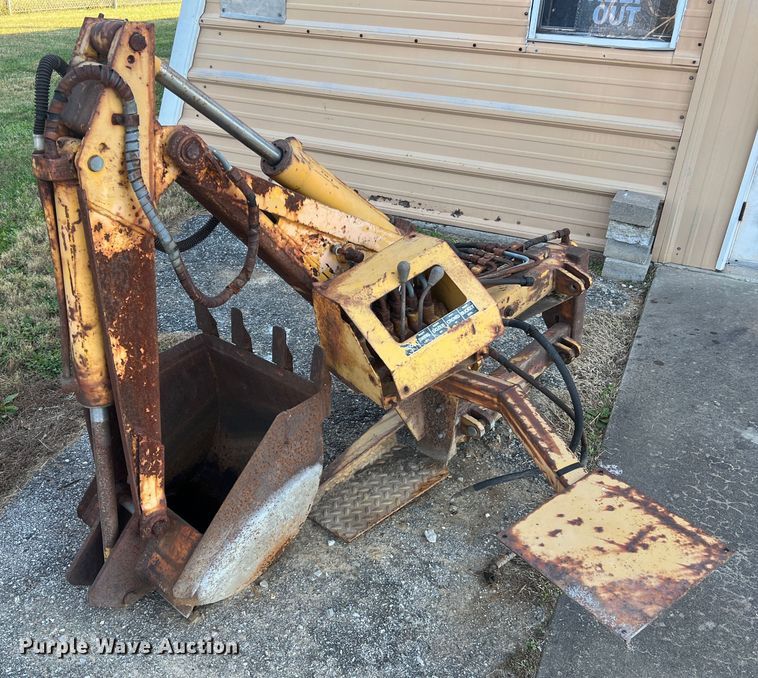 image for item MS9033 Davis Road Run'r  trencher