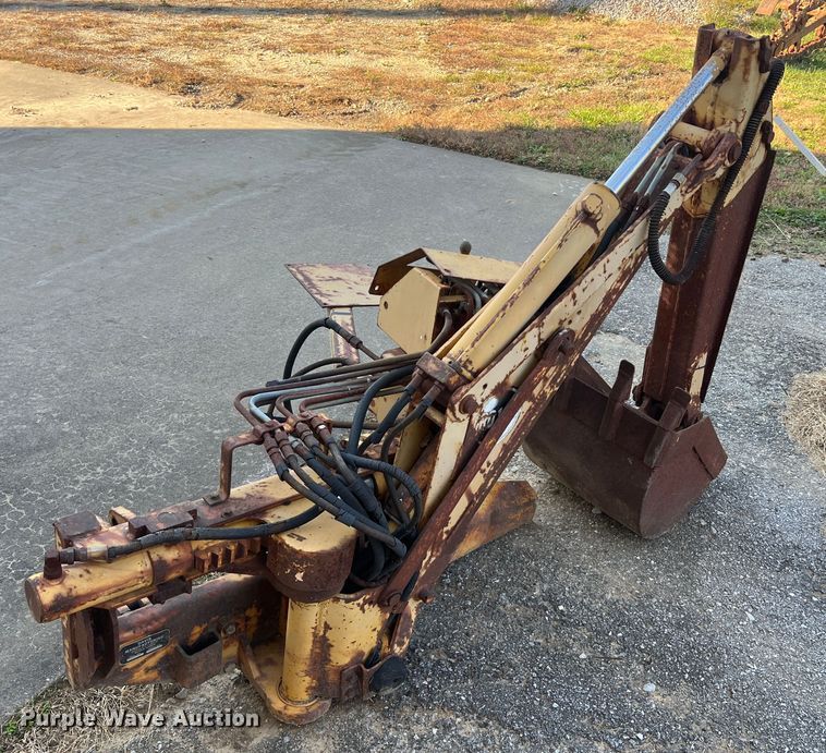 image for item MS9033 Davis Road Run'r  trencher