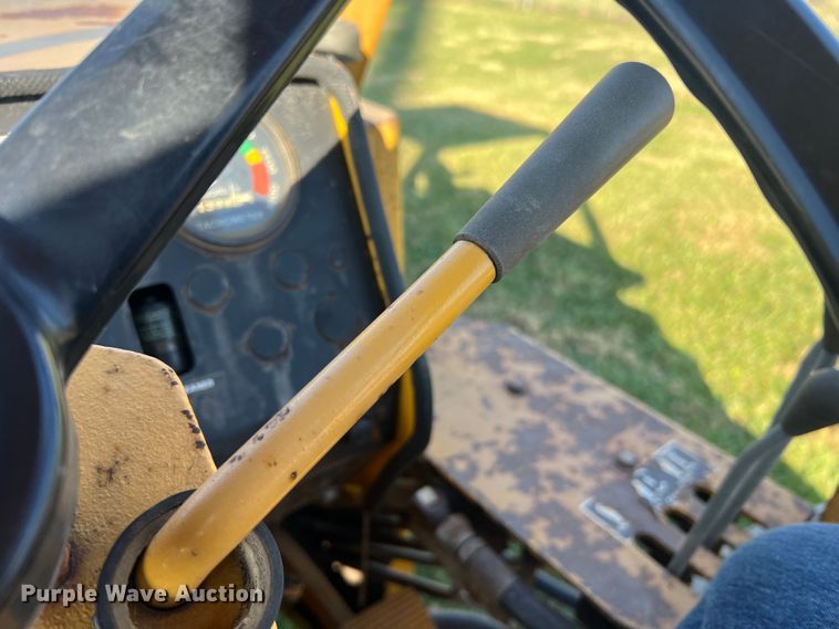 image for item MS9033 Davis Road Run'r  trencher