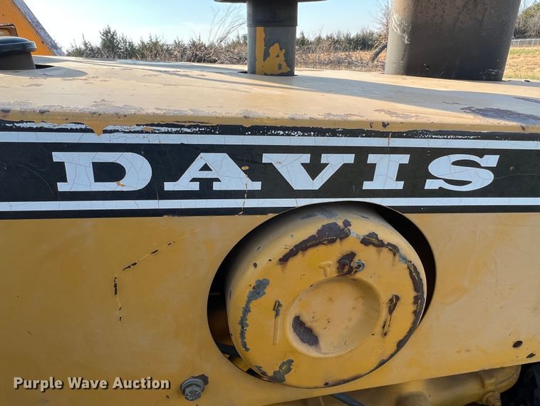 image for item MS9033 Davis Road Run'r  trencher