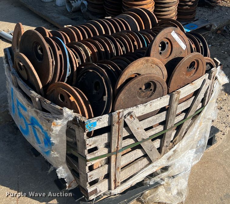 image for item MS9036 (330) Clay & Bailey 2380-01-1012 water meter covers