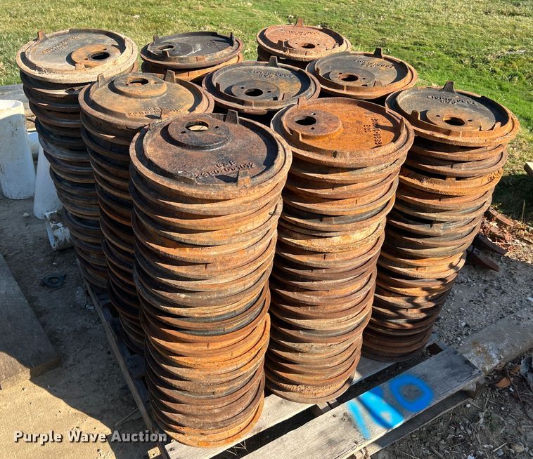 image for item MS9036 (330) Clay & Bailey 2380-01-1012 water meter covers