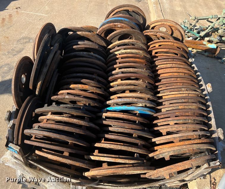 image for item MS9036 (330) Clay & Bailey 2380-01-1012 water meter covers