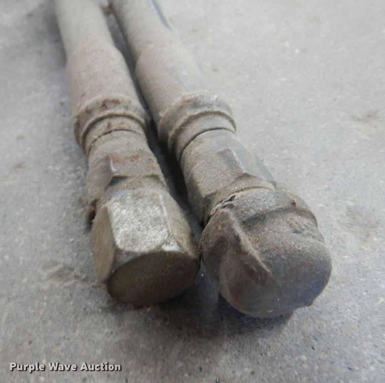 image for item MW9354 Stanley PD45  hydraulic post driver