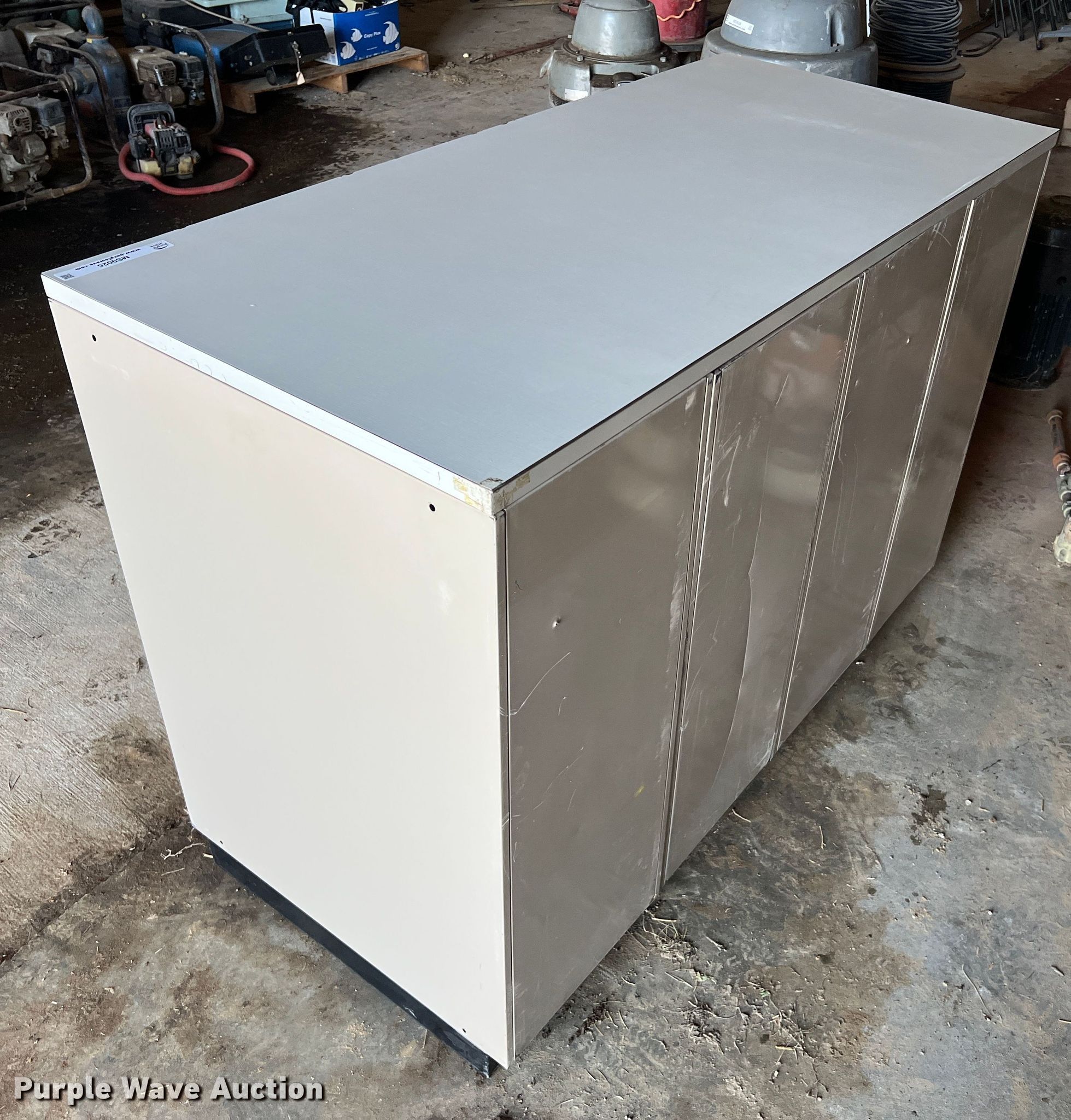 Furniture in Columbia, MO Item MS9025 sold Purple Wave