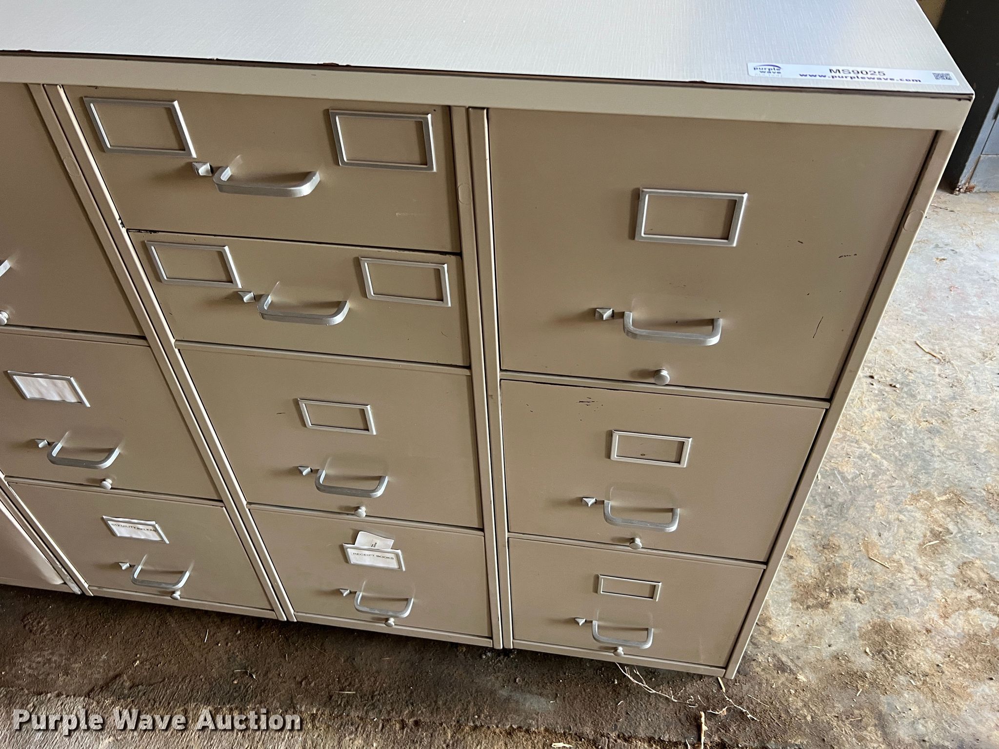 Furniture in Columbia, MO Item MS9025 sold Purple Wave