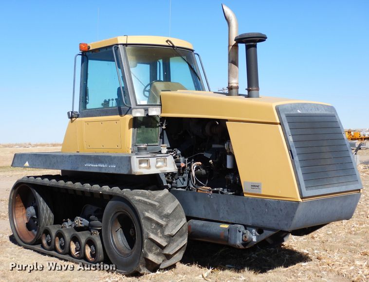 image for item DF8120 1992 Caterpillar Challenger 65B  tractor