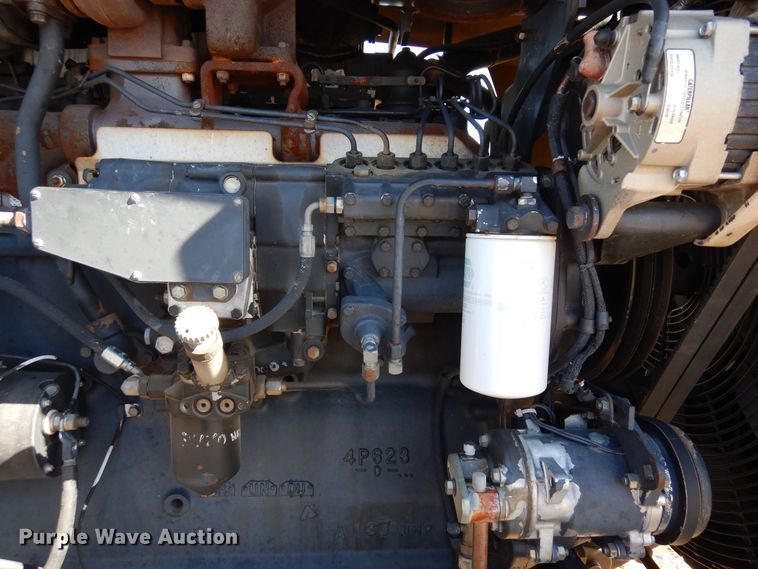 image for item DF8120 1992 Caterpillar Challenger 65B  tractor