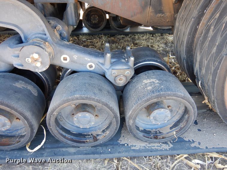 image for item DF8120 1992 Caterpillar Challenger 65B  tractor